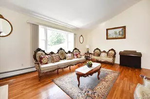 22 Chatham Rd, Commack, NY 11725 - Photo 8