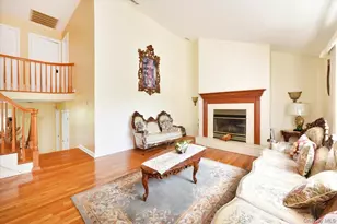 22 Chatham Rd, Commack, NY 11725 - Photo 10