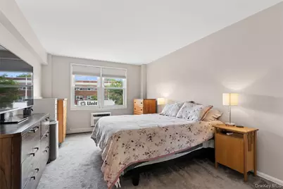 61 Maine Avenue #D12, Rockville Centre, NY 11570 - Photo 10