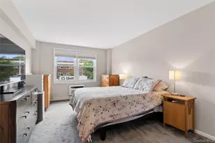 61 Maine Ave, Rockville Centre, NY 11570 - Photo 10