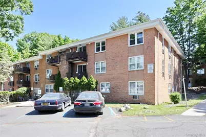 202 Kearsing Parkway, Monsey, NY 10952 - Photo 2