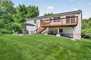 15 Round Tree Ln, Montrose, NY 10548 - Photo 32