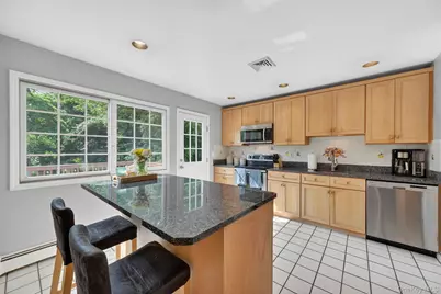15 Round Tree Lane, Montrose, NY 10548 - Photo 8
