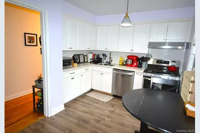 2270 Palmer Avenue #5J, New Rochelle, NY 10801 - Photo 2