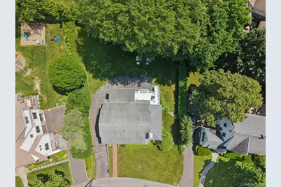 15 Lyons Place, Larchmont, NY 10538 - Photo 38