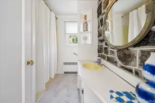 15 Lyons Pl, Larchmont, NY 10538 - Photo 12
