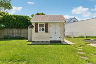 33 Cornell St, East Northport, NY 11731 - Photo 28