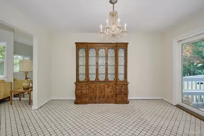 72 Hickory Hill Drive, Dobbs Ferry, NY 10522 - Photo 8
