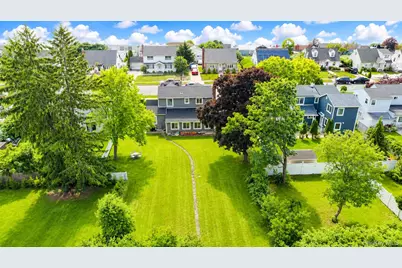 54 Twinlawns Avenue, Hicksville, NY 11801 - Photo 2