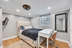 109 Shirley Ct, Smithtown, NY 11787 - Photo 40