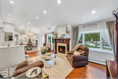 109 Shirley Court, Smithtown, NY 11787 - Photo 18