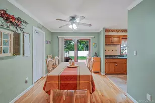 7 Elmwood Rd, Deer Park, NY 11729 - Photo 8
