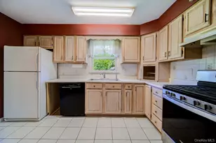 253 Rockland Rd, Roscoe, NY 12776 - Photo 14