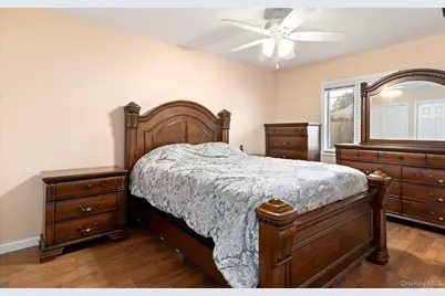 40 Southridge Drive, Glen Cove, NY 11542 - Photo 14