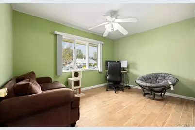 40 Southridge Drive, Glen Cove, NY 11542 - Photo 10