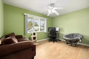 40 Southridge Dr, Glen Cove, NY 11542 - Photo 10