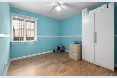 40 Southridge Drive, Glen Cove, NY 11542 - Photo 12