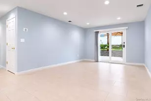 40 Southridge Dr, Glen Cove, NY 11542 - Photo 2