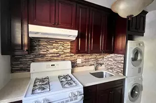 196-69 73 Ave, Fresh Meadows, NY 11366 - Photo 12