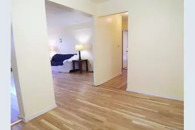 1 Fisher Drive #520, Mount Vernon, NY 10552 - Photo 4