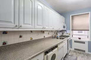 99-45 67th Rd, Forest Hills, NY 11375 - Photo 12