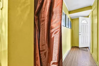 67-10 Selfridge Street, Forest Hills, NY 11375 - Photo 4
