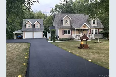 124 Long Lane, Pine Bush, NY 12721 - Photo 1