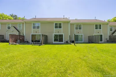 27 Creekside Circle, Spring Valley, NY 10977 - Photo 6