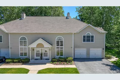 5 Village Cove, Warwick, NY 10990 - Photo 2