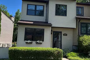 107 Sterling Pl, Highland, NY 12528 - Photo 2