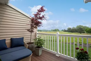4102 Fox Hill Dr, Calverton, NY 11933 - Photo 2