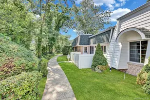 685 Blue Ridge Rd, Medford, NY 11763 - Photo 4
