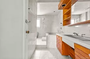 82-41 166th St, Jamaica, NY 11432 - Photo 12
