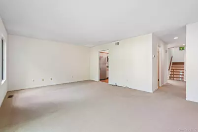 12 Evan Court, Nanuet, NY 10954 - Photo 6