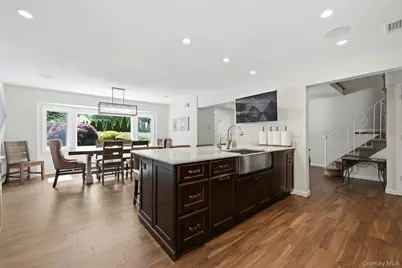10 Mansfield Lane S, East Northport, NY 11731 - Photo 10
