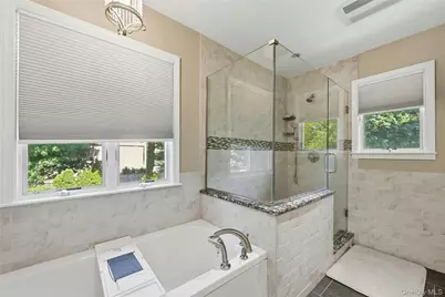 10 Mansfield Lane S, East Northport, NY 11731 - Photo 22