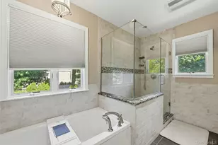 10 Mansfield Ln S, East Northport, NY 11731 - Photo 22