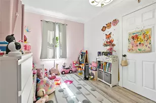 61-20 156th St, Flushing, NY 11367 - Photo 8
