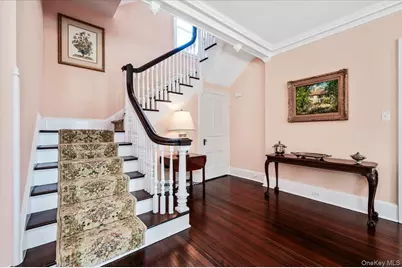 563 Asharoken Avenue, Northport, NY 11768 - Photo 8
