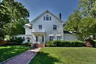 9 Nassau Dr, Great Neck, NY 11021 - Photo 1