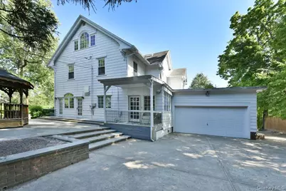 9 Nassau Drive, Great Neck, NY 11021 - Photo 34