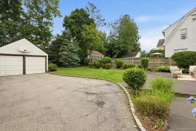 73 Greenridge Avenue, White Plains, NY 10605 - Photo 36