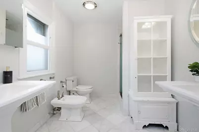 73 Greenridge Avenue, White Plains, NY 10605 - Photo 26