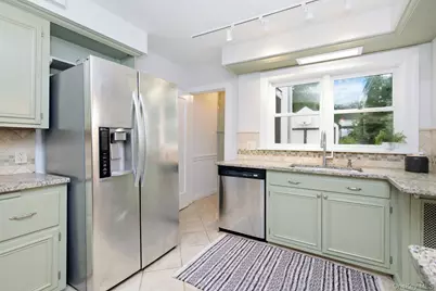 73 Greenridge Avenue, White Plains, NY 10605 - Photo 20