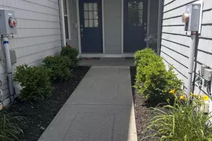 213 Riverview Dr, Poughkeepsie, NY 12601 - Photo 18
