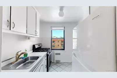52-21 39th Road #2A, Woodside, NY 11377 - Photo 6