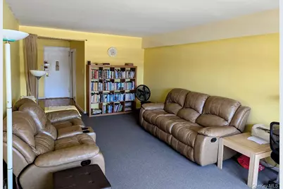 57-10 Junction Blvd #4G, Elmhurst, NY 11373 - Photo 4