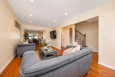 426 N Corona Avenue #7, Valley Stream, NY 11580 - Photo 4