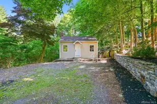 32 Lacona Dr, Patterson, NY 12563 - Photo 2
