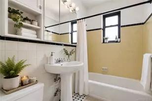 26-16 Union St, Flushing, NY 11354 - Photo 10